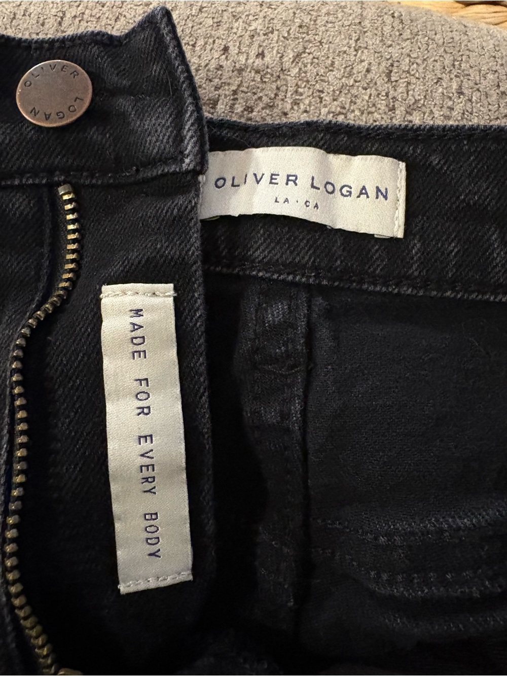 Oliver Logan Crosby relaxed taper